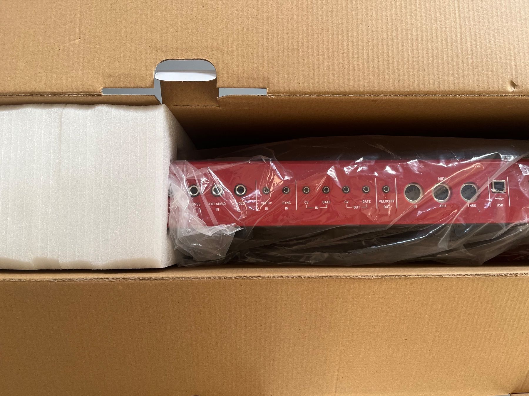 Instruments de musique: Behringer MS-1 MkII Red – D'occasion à Zürich par wataya 7