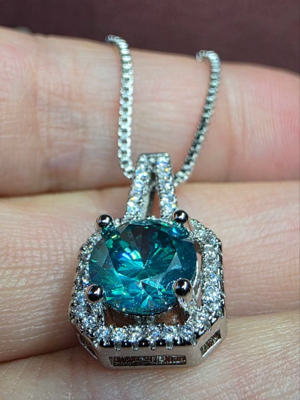 Catenine: Collier argent avec zircons – Nuovo e nell'imballaggio originale da Reconvilier venduto da Tsma67