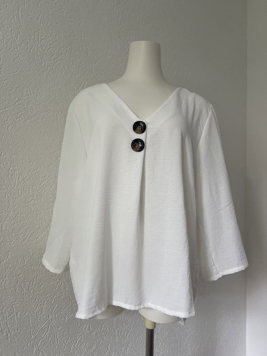 Camicette: Weisse Sommerbluse mit Knöpfen Gr. L  – Nuovo (secondo la descrizione) da Seon venduto da Sunny-Schmuck78