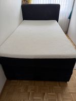 Lit coffre noir avec sommier et matelas bon état