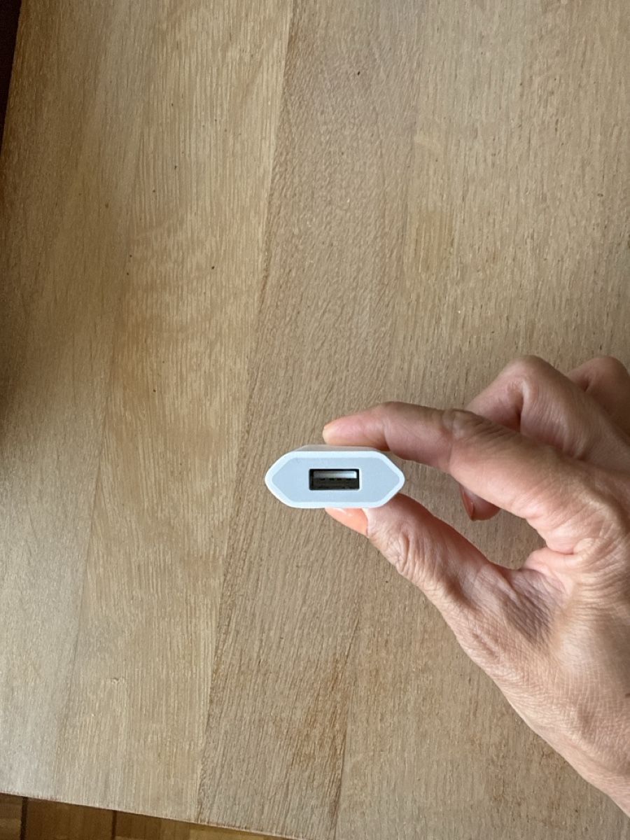 Apple Caricabatterie: NEW original iPhone power adapter – Nuovo e nell'imballaggio originale da Genève venduto da hai_2rp8 2