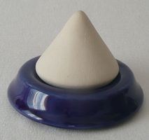 Duftkeramik - Kegel mit Untersetzer blau