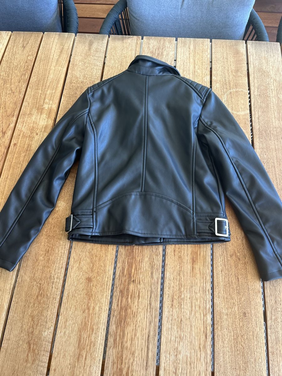 Jacken: Coole Kunstlederjacke Gr. 140 Schwarz – Gebraucht aus Altdorf UR von Jenny13 3