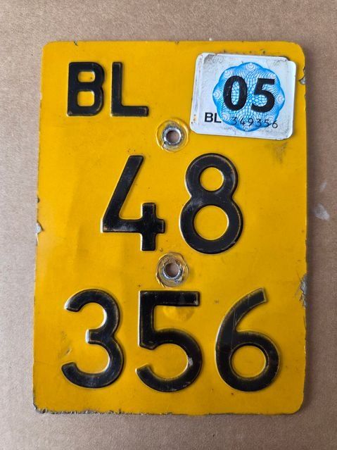 Sachs Insegne: Velonummer BL 2005 gelb Mofanummer Plaque Mofa – Usato da Schenkon venduto da Uhu007