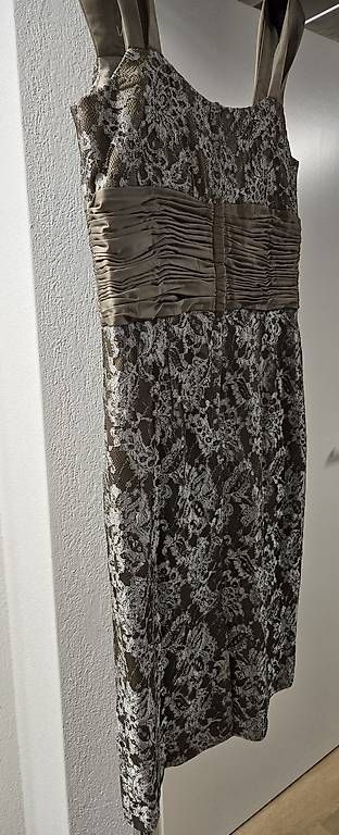 Vestiti: Abendkleid neu gr. 38 – Usato da Zell ZH venduto da fil_zw9l