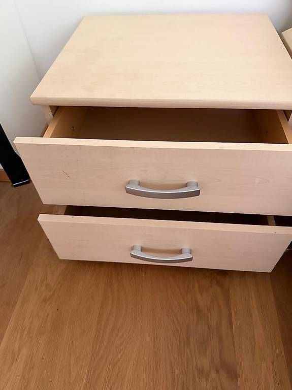 Comodini: Nachttisch – Usato da Kehrsatz venduto da blume910