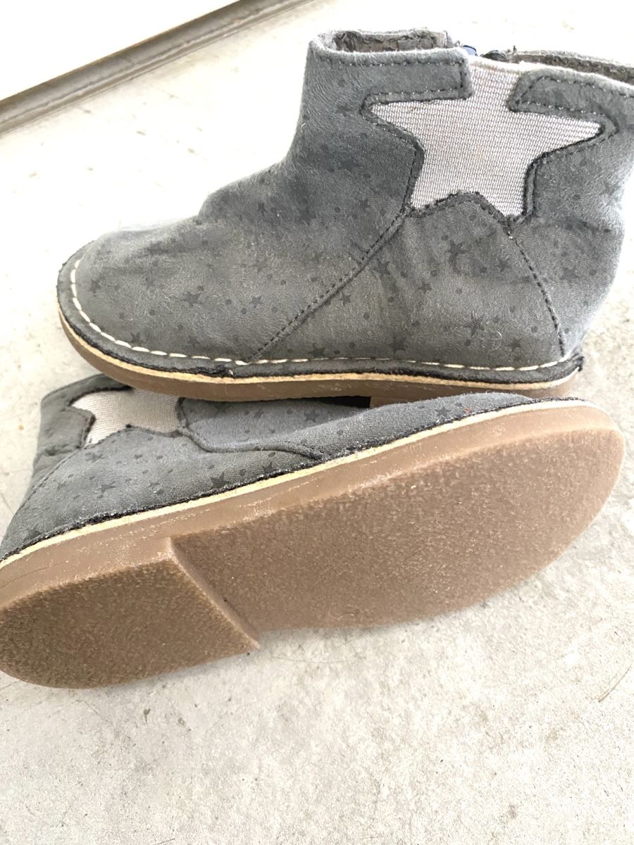 Schuhe für Mädchen: Stiefel – Gebraucht aus St.Gallen von lenna8