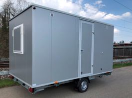 Mannschaftswagen Vezeko Mobi 4200  Werkzeuganhänger mit WC