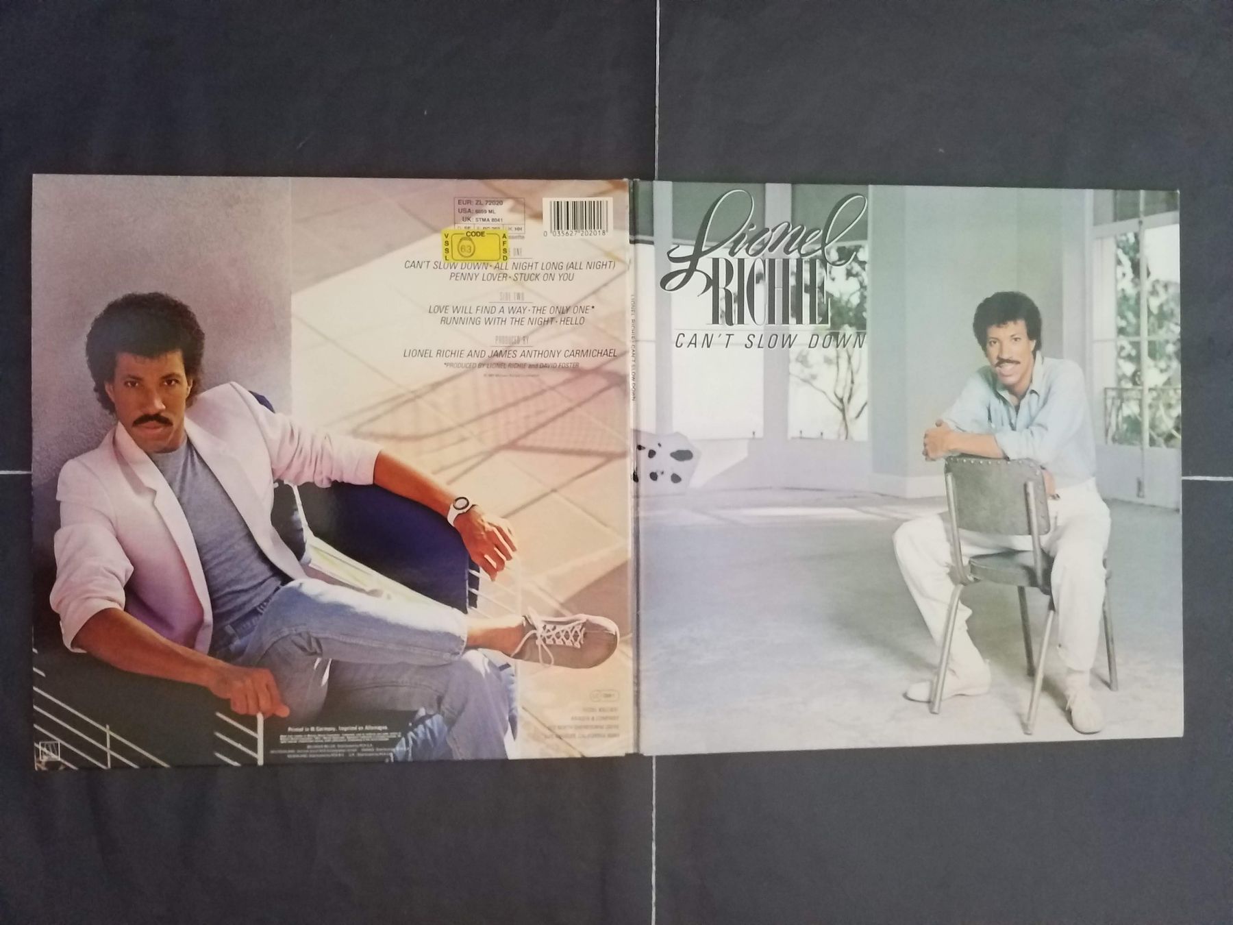 Dischi in vinile: LIONEL RICHIE,  can't slow down - 1984 press  - NEW - – Nuovo (secondo la descrizione) da Yverdon-les-Bains venduto da Jacotreut 1