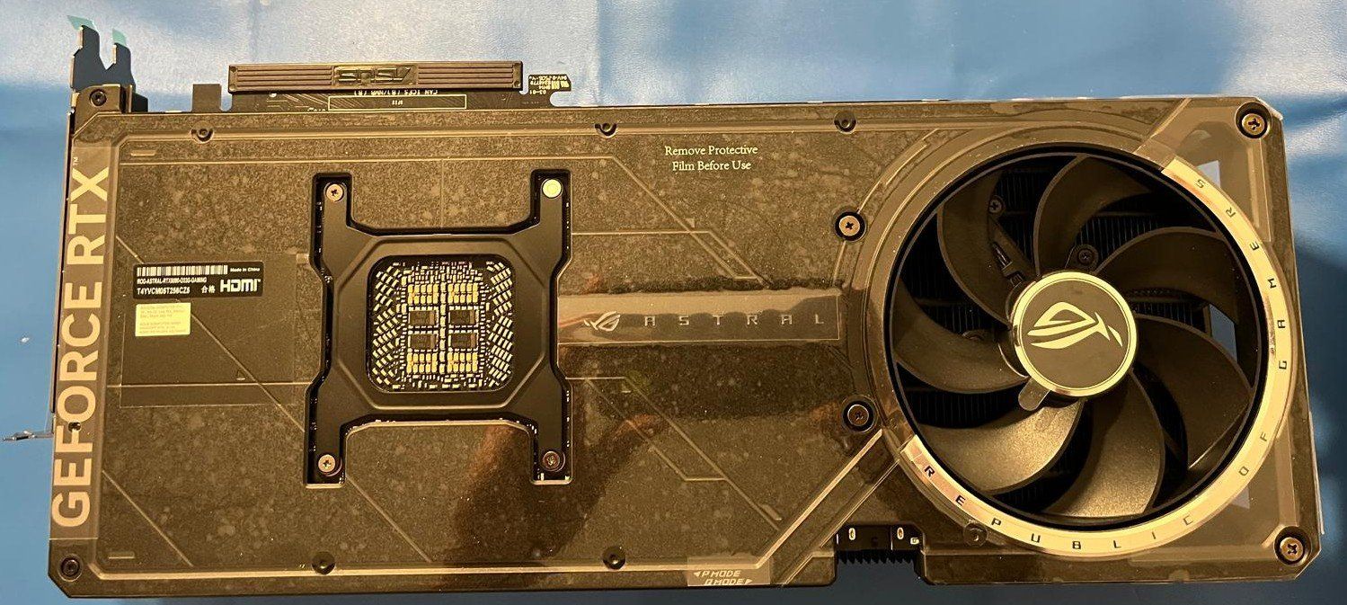 Asus Schede grafiche: ASUS ROG Astral GeForce RTX 5090 OC 32GB – Usato da Nesselnbach venduto da dco_9kft 4