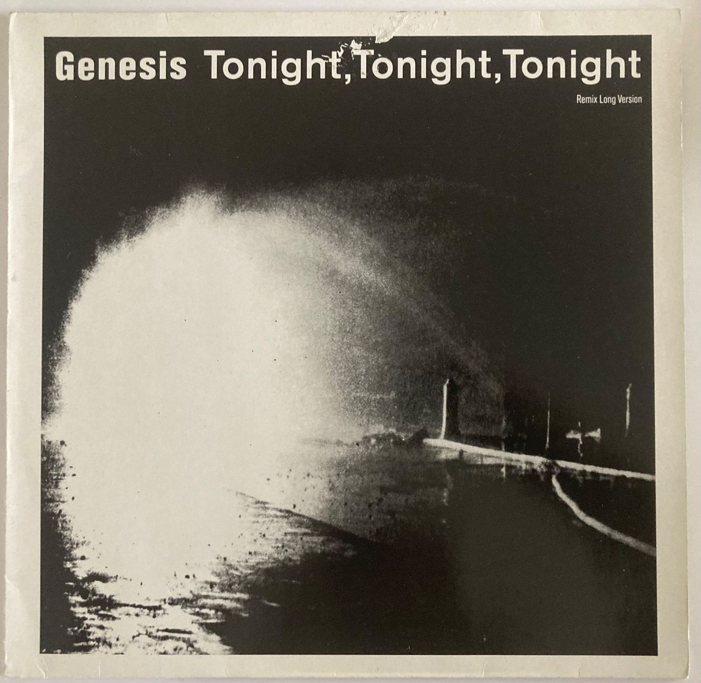 Dischi in vinile: GENESIS - TONIGHT, TONIGHT, TONIGHT (REMIX LONG VERSION) – Usato da Poliez-Pittet venduto da Newtown-Records