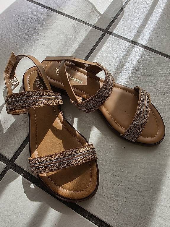 Scarpe da donna: Sandalen – Usato da Füllinsdorf venduto da vujici 1