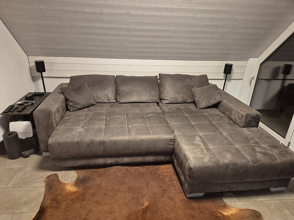 Divani: L-Ecksofa mit elektrischer Ausziehfunktion (Bettsofa) – Usato da Rafz venduto da luc_j65c 1