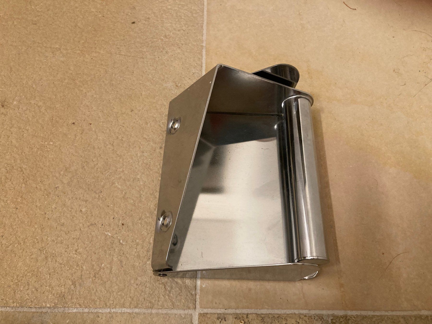 WC: WC-Rollenhalter mit Deckel – Gebraucht aus Burgdorf von Andre990 4
