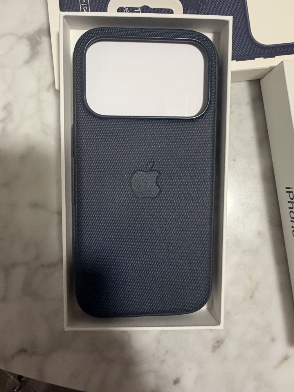 Apple Telefoni cellulari / Smartphones: Apple iPhone 17 Pro 256GB Deep Blue – Nuovo (secondo la descrizione) da Zürich venduto da Ensonador 3