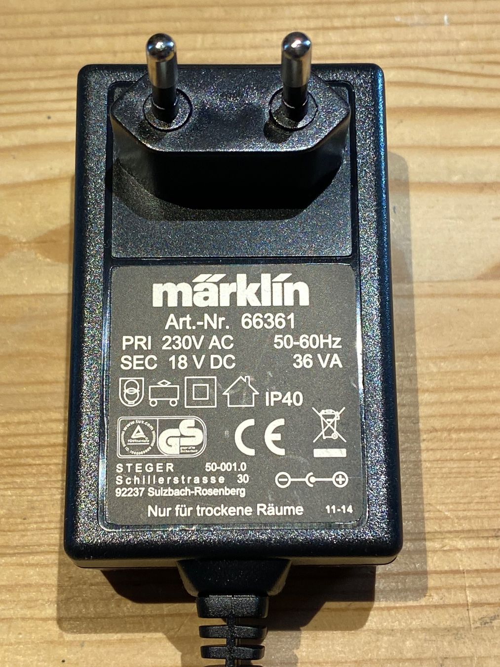 Märklin Modellini di ferrovie: Starkes Märklin 66361 Netzteil 36VA – Usato da Grosshöchstetten venduto da BEtrain 1