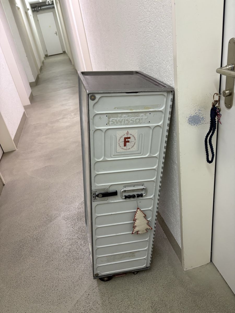 Swissair Sonstiges zu Aviatik: Swissair Original Trolley  – Gebraucht aus Zürich von Nick345 2