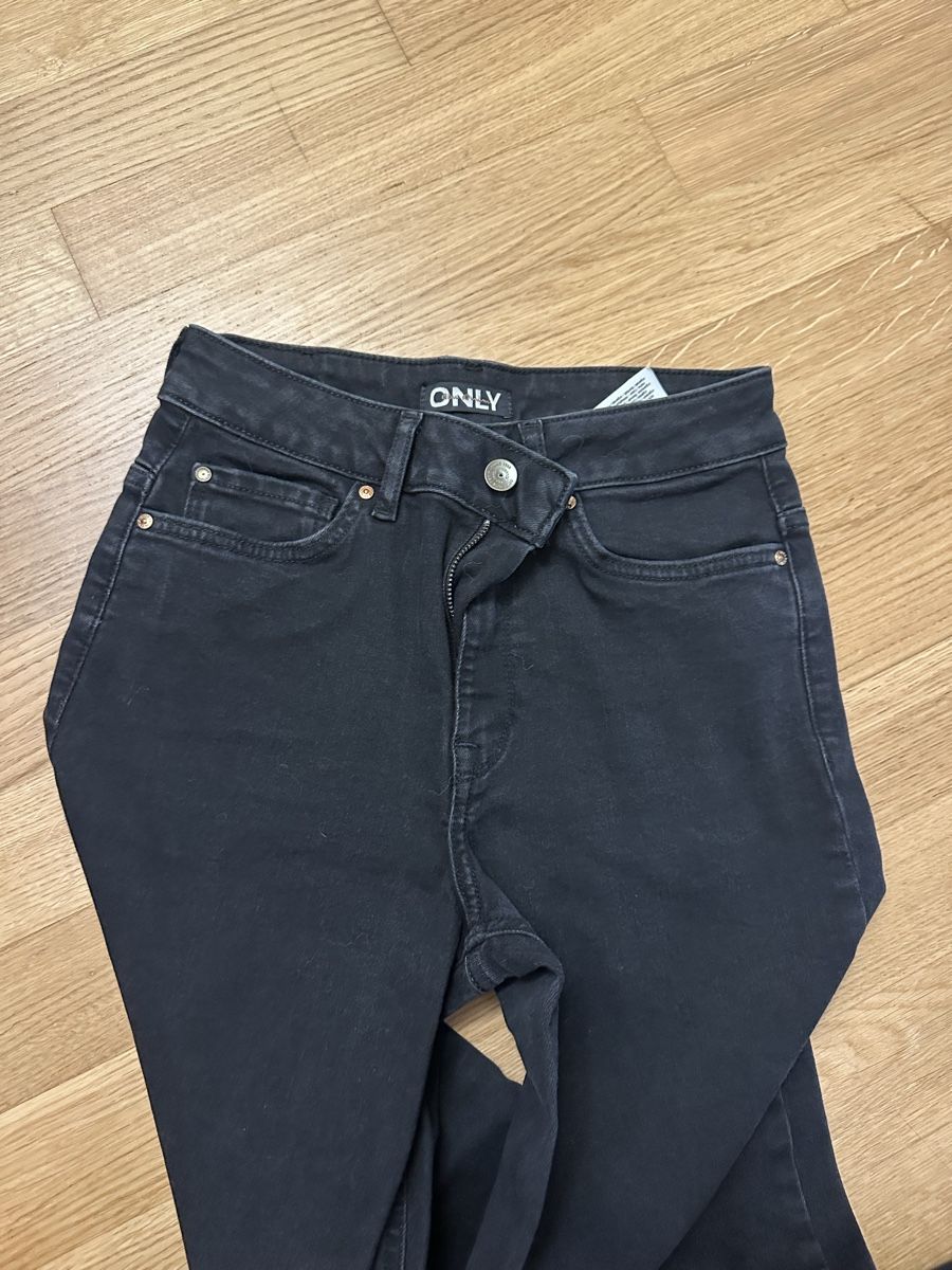 Only Jeans: Only Jeans – Nuovo (secondo la descrizione) da Luzern venduto da LauraLynnMeier 1