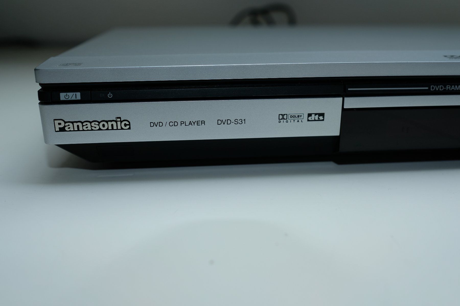 Panasonic Sistemi audio & multimediali: Panasconic DVD-S31 – Usato da Zürich venduto da Tenos 1