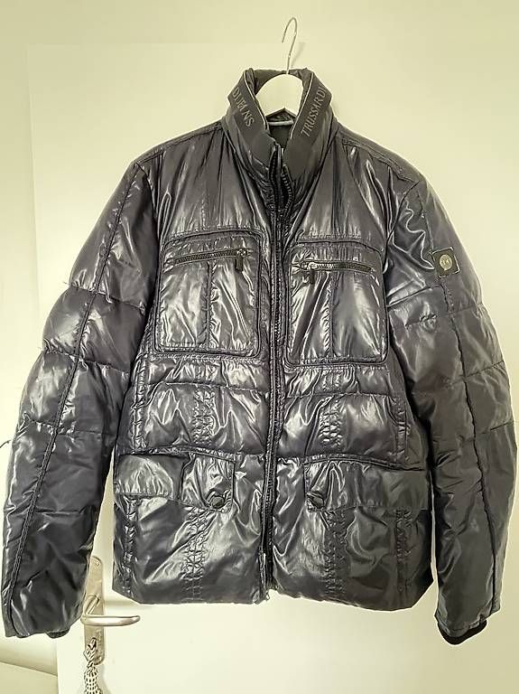 Jacken: Dunkelblaue Trussardi Jeans Herrenjacke – Gebraucht aus Basel von nur_rly7