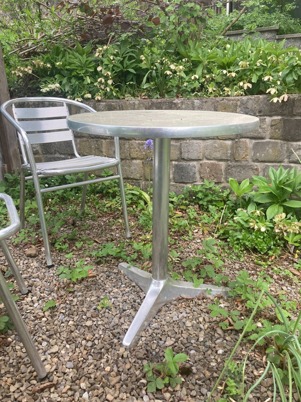 Set di tavolo e panche: Gartenstühle und Gartentisch – Usato da Giswil venduto da Halterer 2