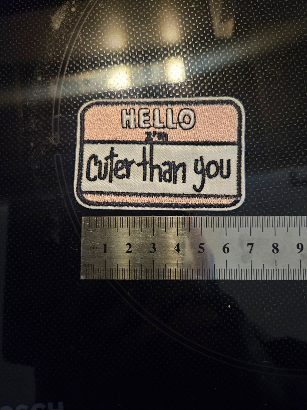 Insignes: Aufnäher Patch "Hello I'm cuter than you" – D'occasion à Luzern par Lucan_Valerius