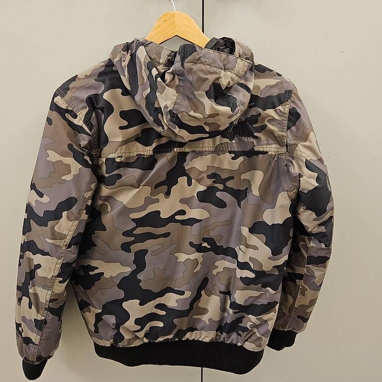 North Face Vestes & Manteaux: The North Face Daunenjacke Gr. 146/152 – D'occasion à Embrach par Lilly2021 1