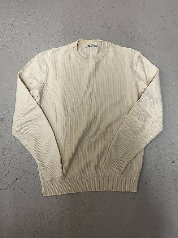Pullover & Sweatshirts: Pullovers  – Gebraucht aus Augst BL von Nasi123 1
