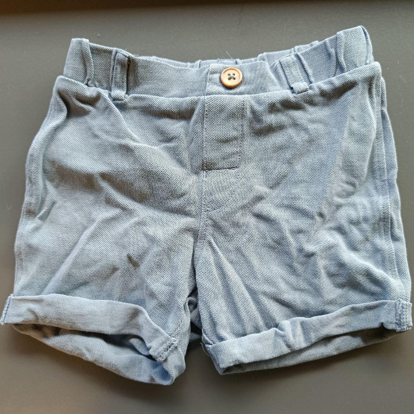 H&M Pantaloni: Shorts Grösse 86 – Usato da Jaberg venduto da urig17.