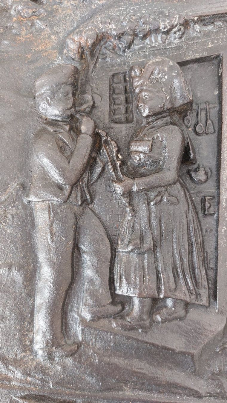 Piatti di portata: Antikes Gusseisen Relief / Platte / – Usato da Zürich venduto da ChiaraCindyLou 1