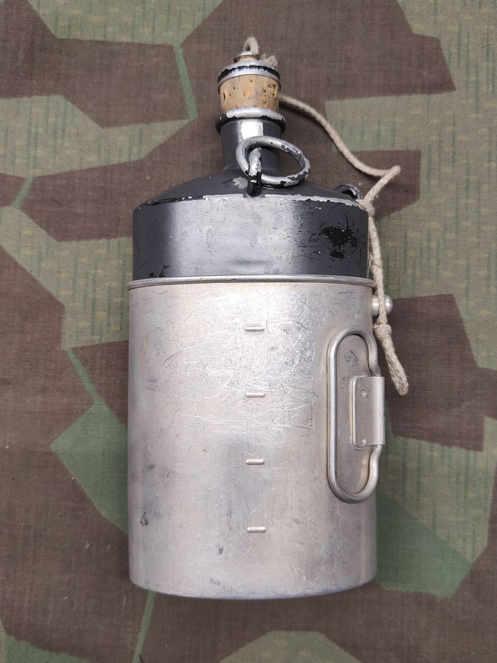 Schweizer Armee Uniformi: Feldflasche Ord. 1932/35 – Usato da Bauma venduto da SwissMilitaria