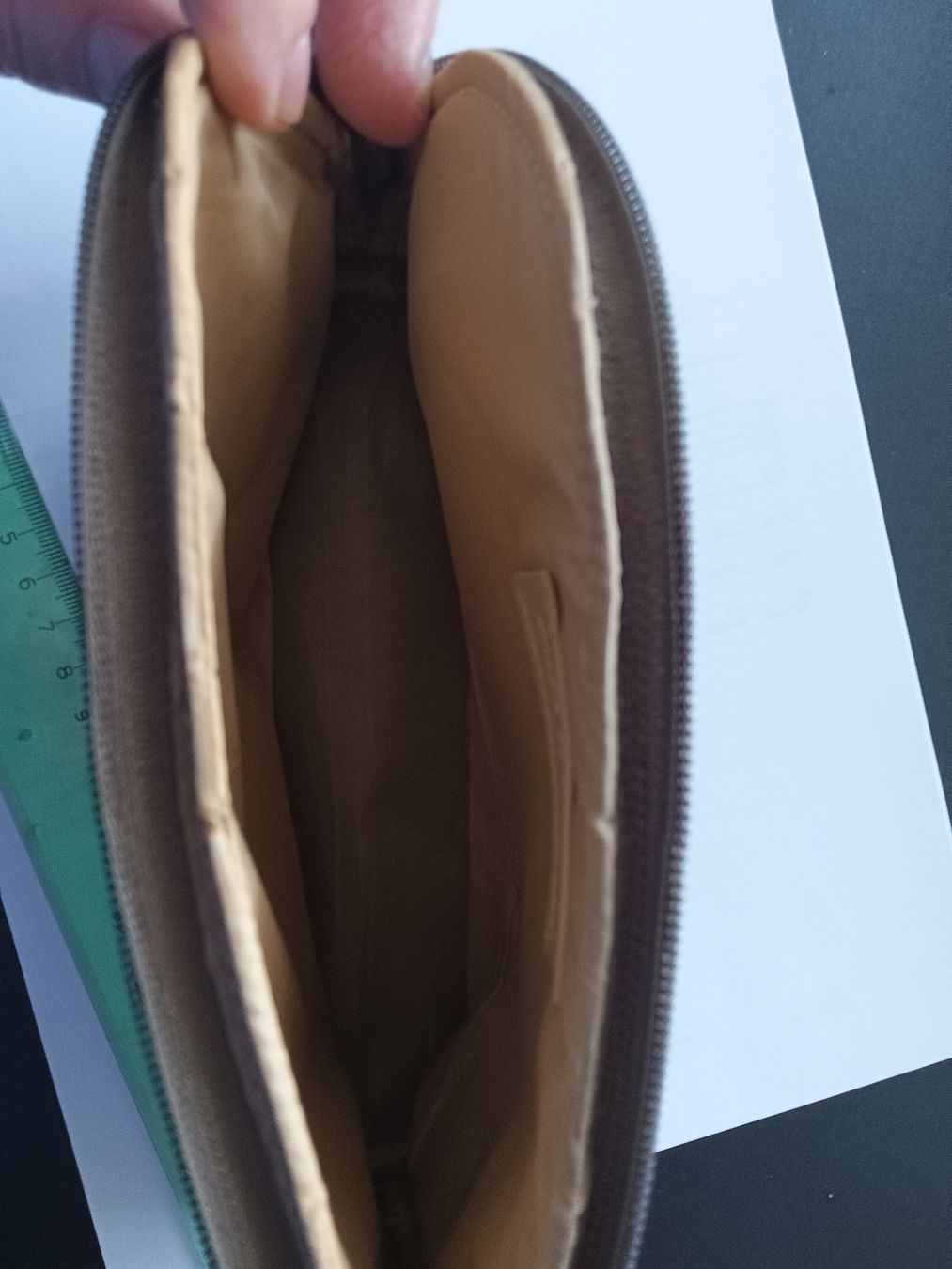 Custodie per cosmetici: Forest Essentials Kosmetiktasche, Lederimitat, Top Zustand – Nuovo (secondo la descrizione) da Grächen venduto da Eifelelch 1