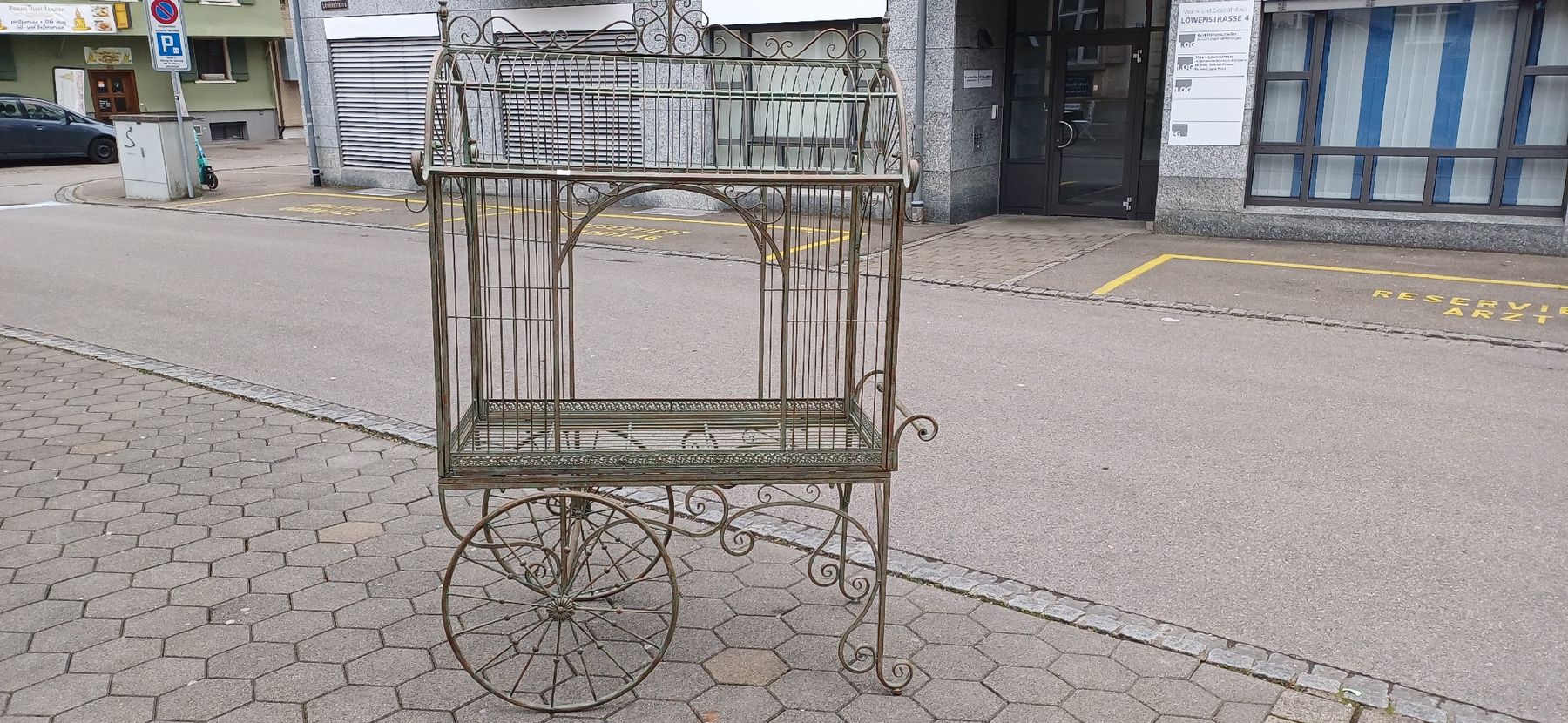 Valigie & Borse: Schöner Blumenwagen – Usato da Flawil venduto da Pinkmalibu 1