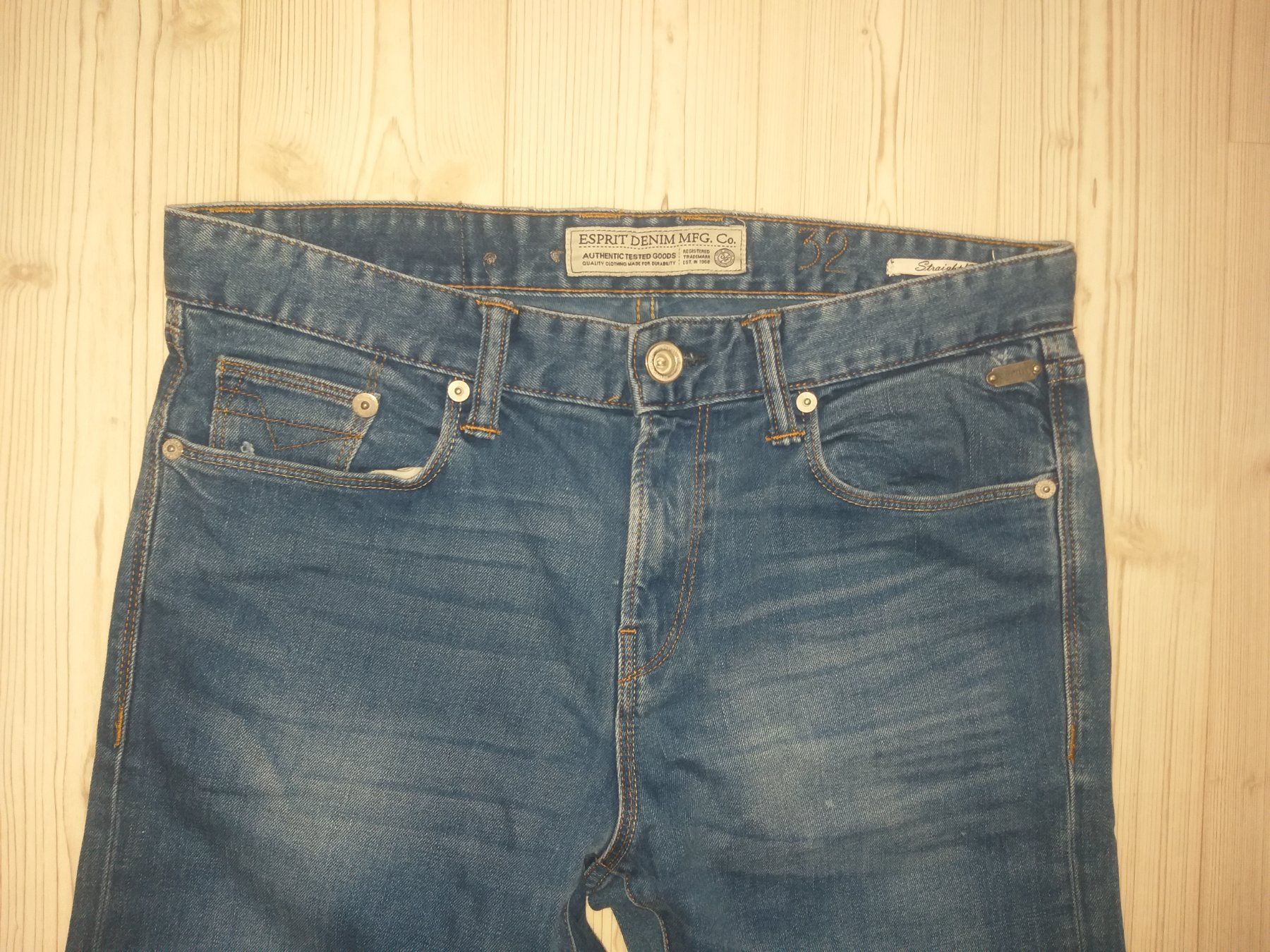 Esprit Jeans: ESPRIT  Jeans  Taille / Grosse W 32  STRAIGT FIT – Usato da Cossonay-ville venduto da Super-Price-Quality 1