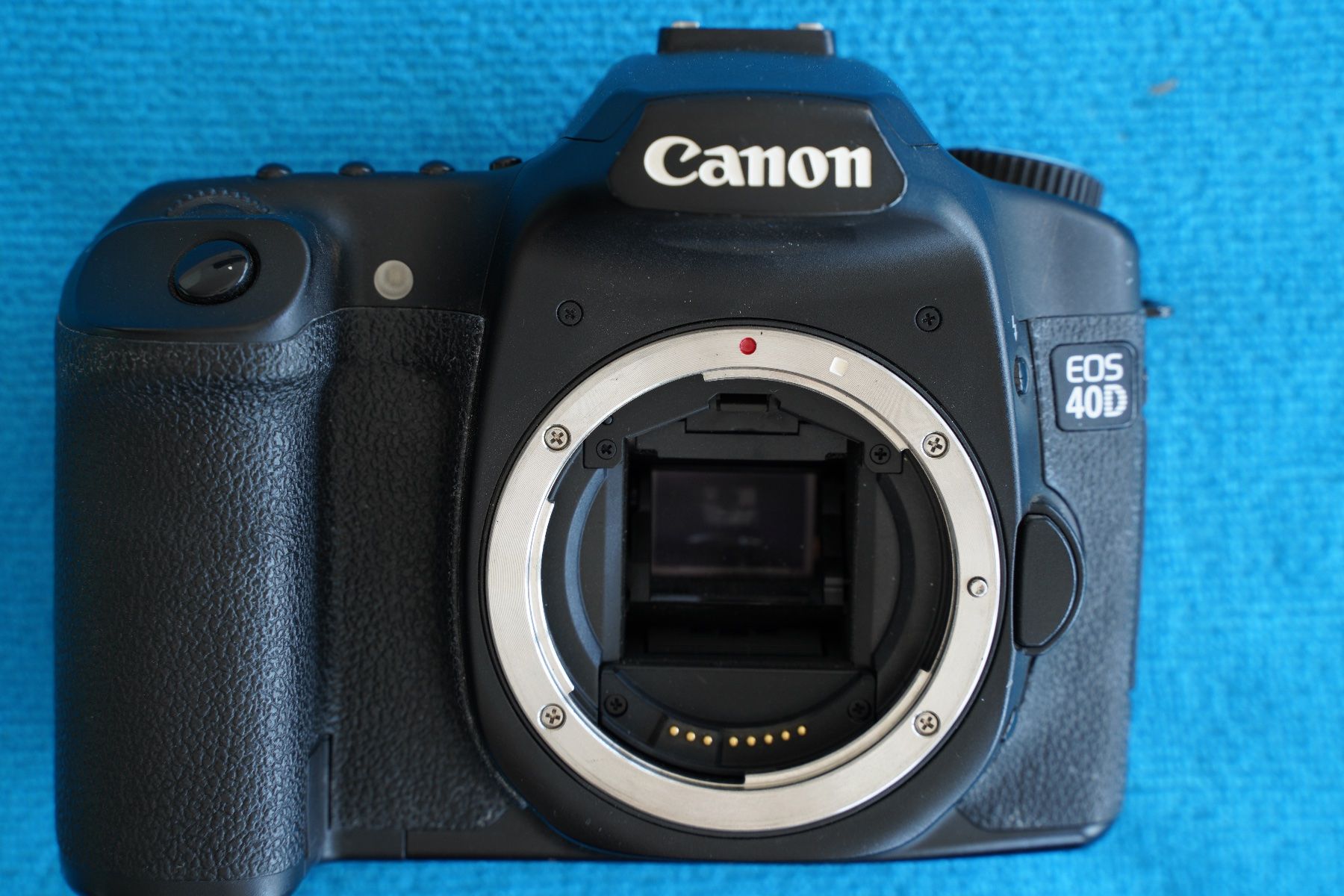 Canon Kamera: Canon EOS 40D - 38-76,, 1:4.5-5.6 - 70-210mm - Blitz – Defekt aus Dagmersellen von sim_zqh8 1