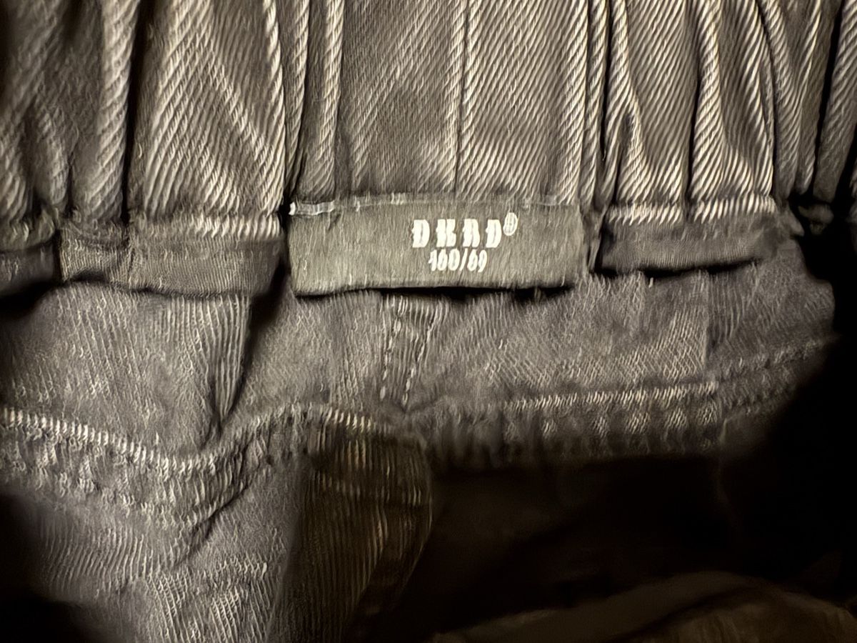 Pantaloni: Schwarze Destroyed Jeans, Jungs Grösse 160 – Usato da Beromünster venduto da msklef 3