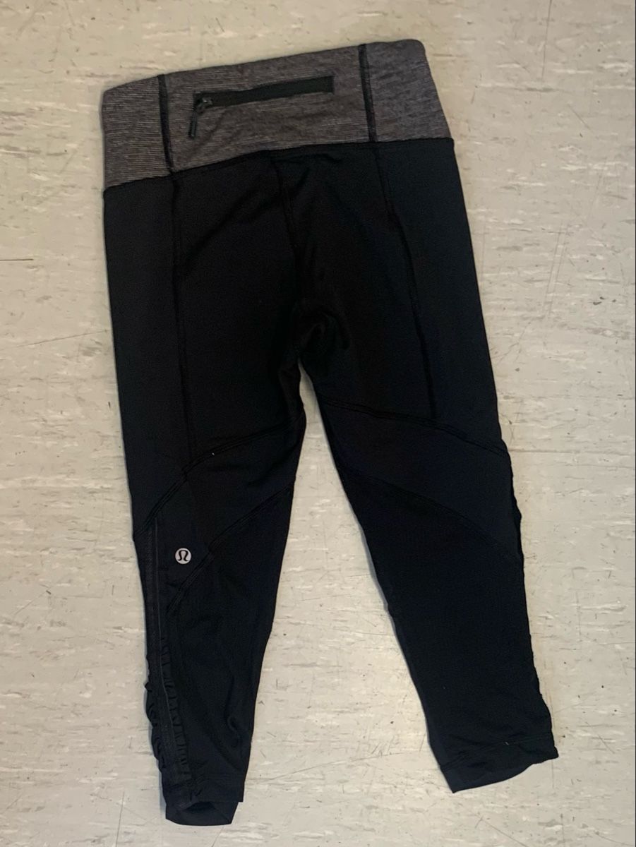 Lululemon Leggings: Lululemon 3/4 leggings XS – Gebraucht aus Unterseen von jpowers1971 1