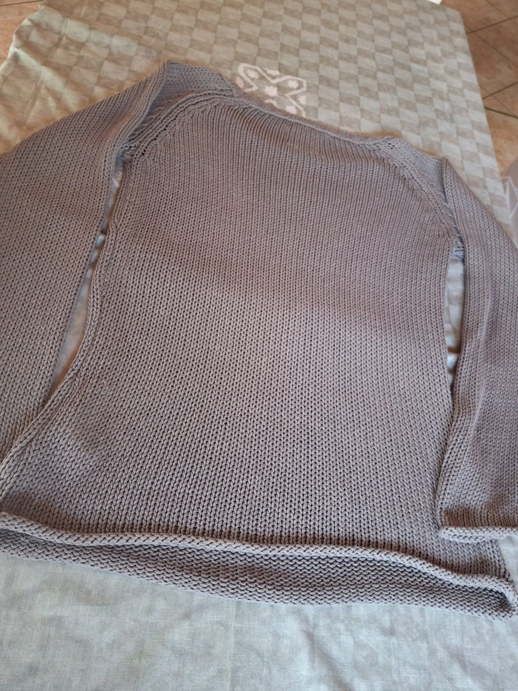 H&M Maglioni & Felpe: Pull gris taille S marque H&M 60% coton – Usato da Villiers venduto da san_jn5w 5