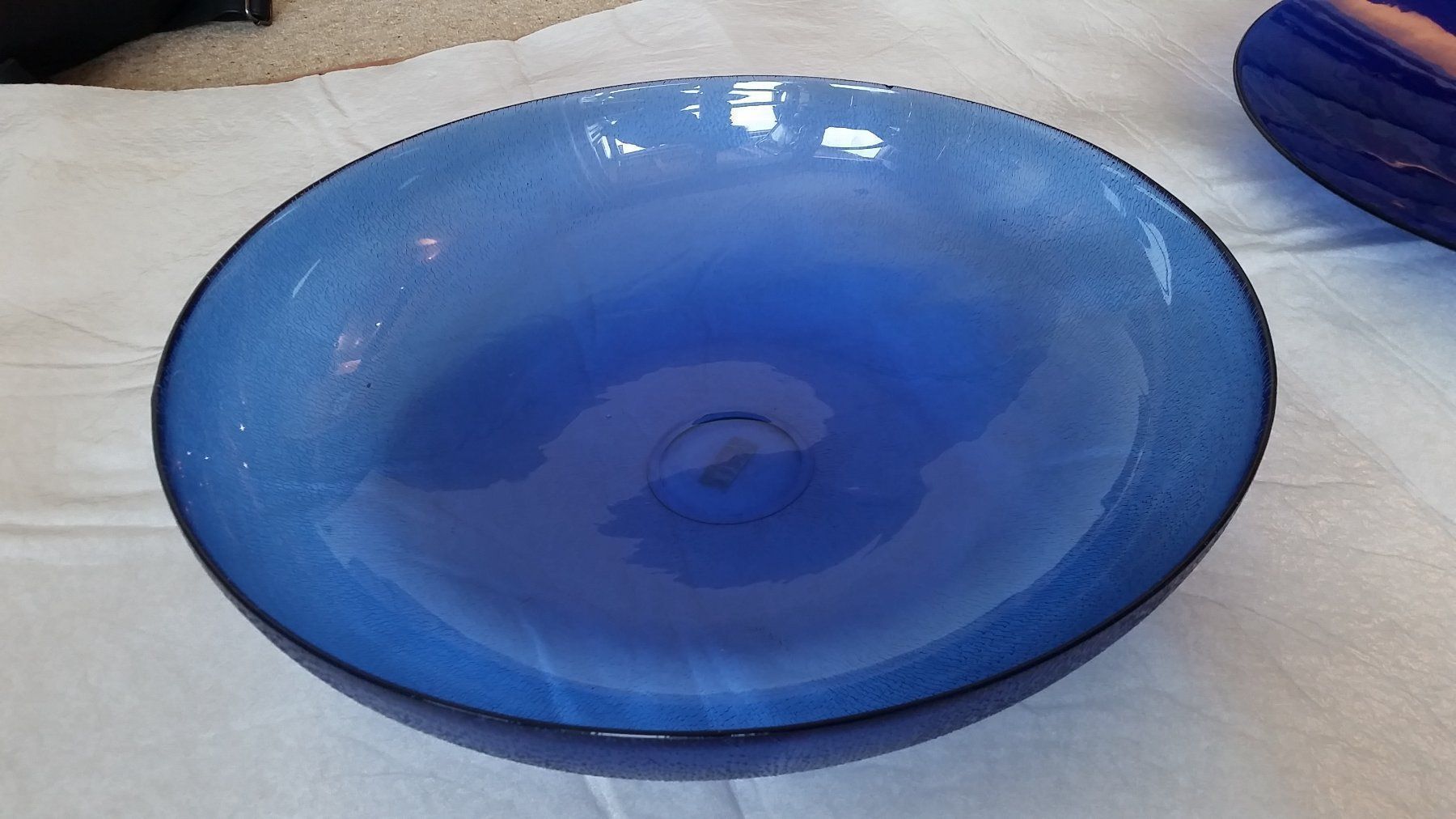 Ciotole: Glasschale, blau, neu, D44cm, H12cm – Nuovo (secondo la descrizione) da Herrliberg venduto da AlexandraBopp 2
