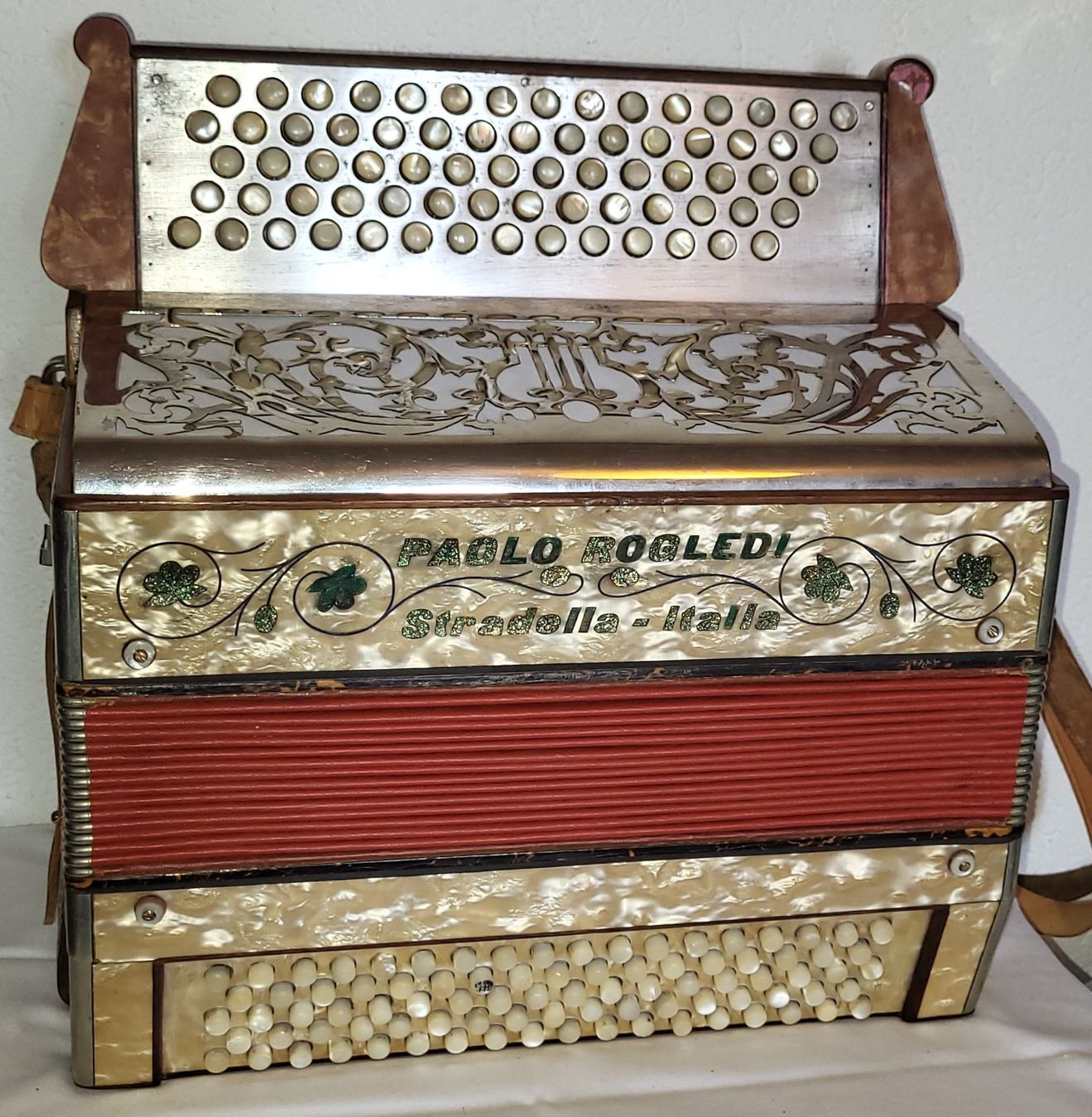 Strumenti musicali: Accordéon Paolo Rogledi stradella – Usato da Penthalaz venduto da EvandroLuz 2