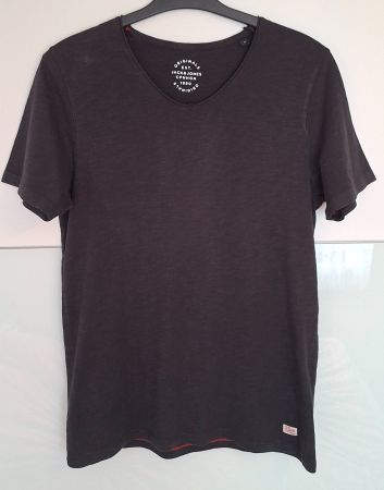T-Shirt Herren V-Ausschnitt Grösse M
