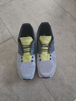ON Schuhe Gr 45