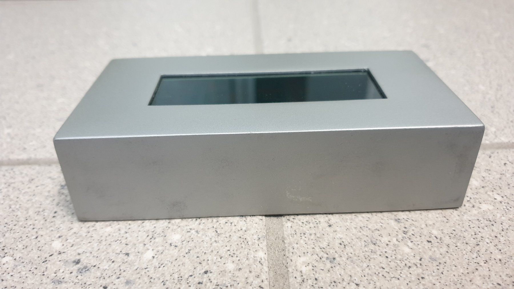 Pendules & Horloges murales: LED Uhr mit durchsichtigem Glas – D'occasion à Stäfa par Supertramp73 6