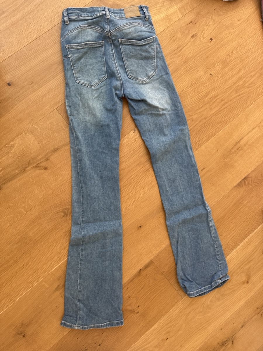 Jeans: Jeans von TU Gr.34 – Usato da Gelterkinden venduto da teddywidder 2