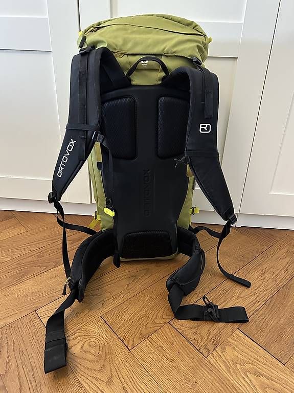 Ortovox Zaini: Ortovox Alpinrucksack Peak Light 32 – Usato da Bern venduto da nthnl 2
