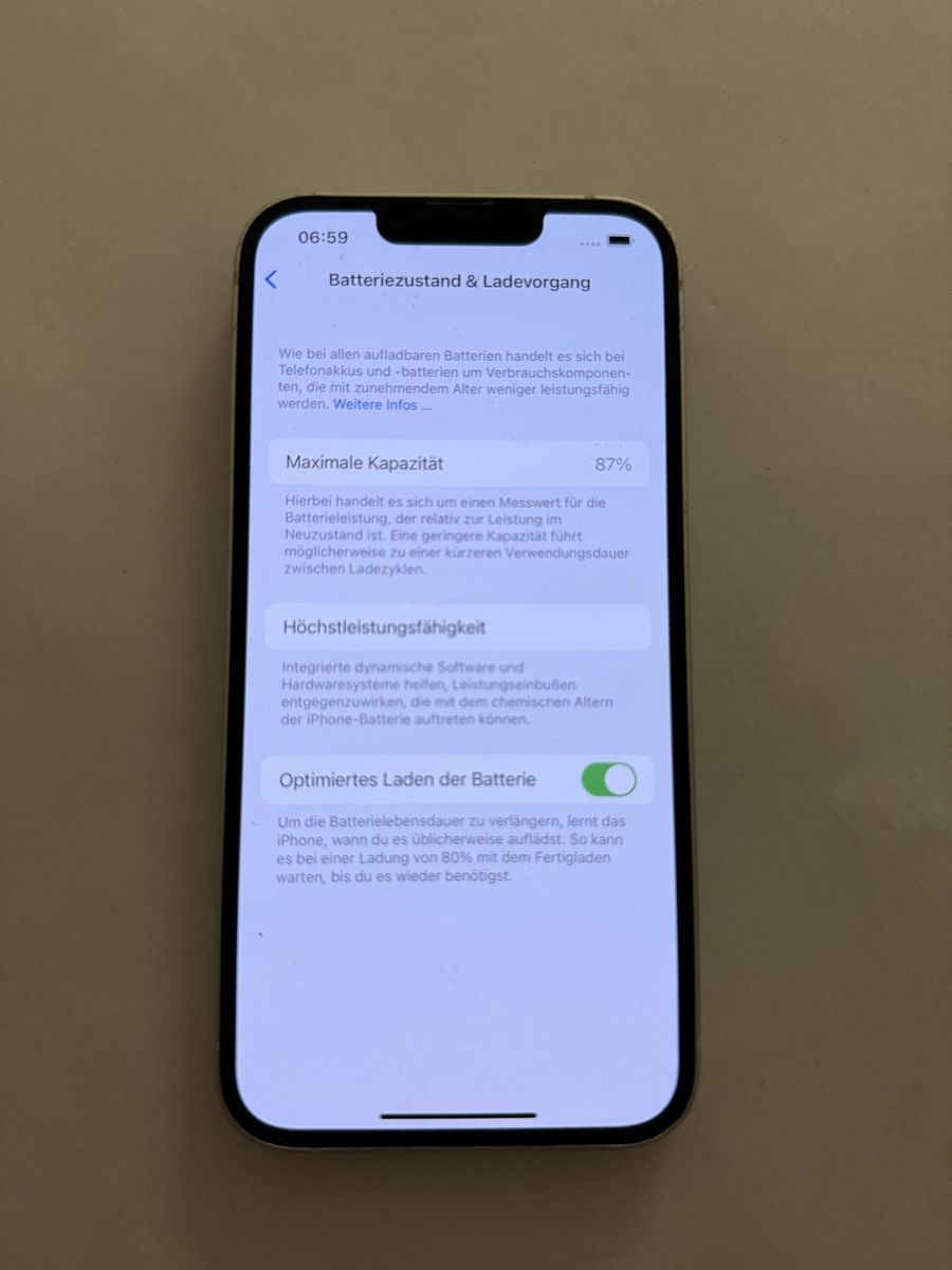 Apple Handys / Smartphones: Iphone 13 128gb weiss – Gebraucht aus Schafisheim von kev_q7x9 5