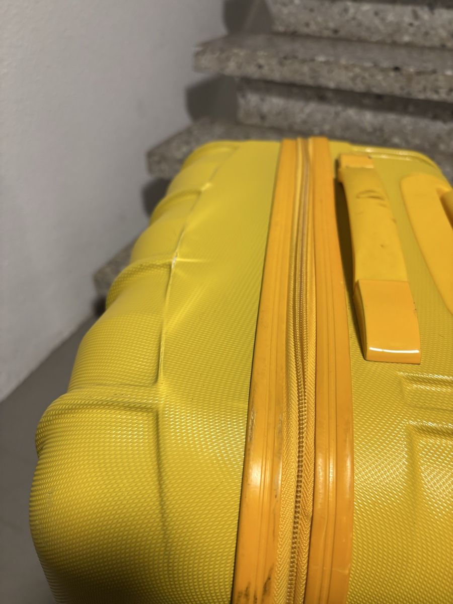 Valigie: Gelber Koffer – Usato da Forch venduto da caro_25 6