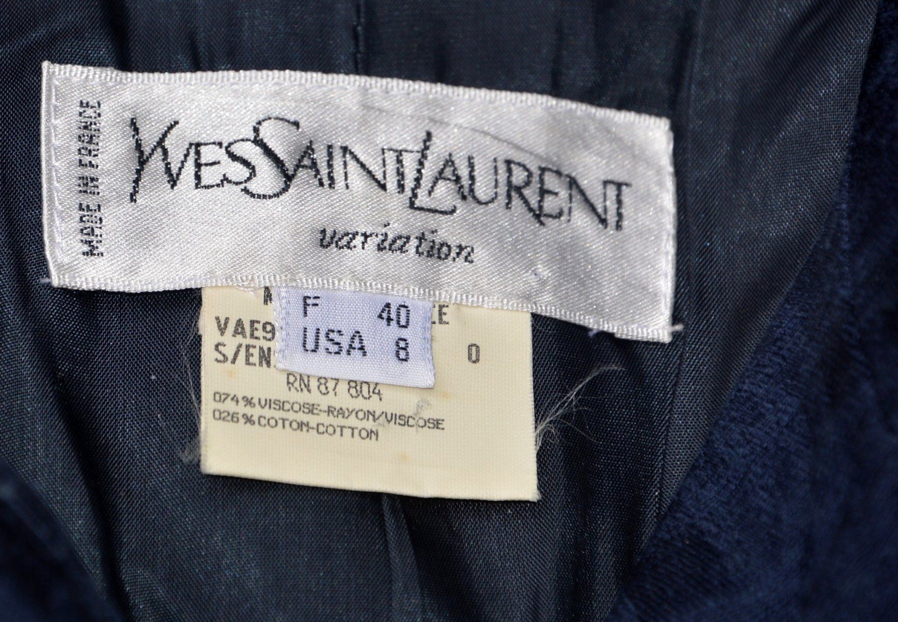 Completi & Tailleur: Veste Yves Saint Laurent Jacke .40 – Usato da Collonges venduto da Auganien 6