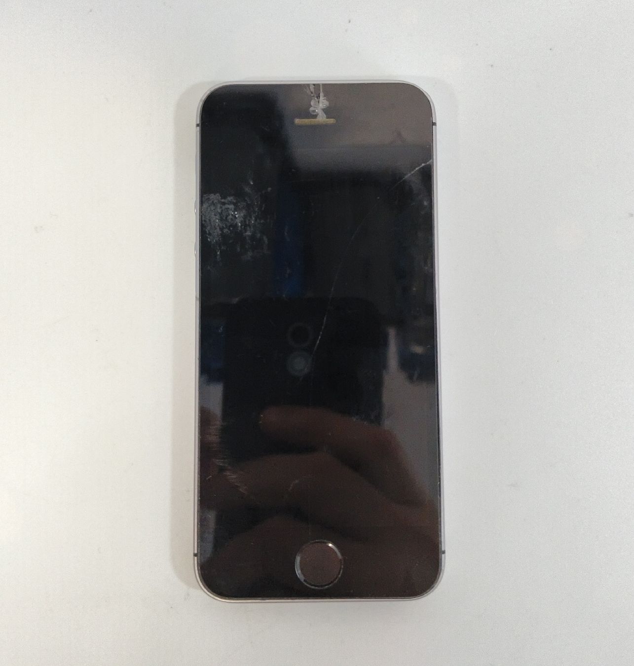 Apple Portables: iPhone SE defekt – Défectueux à Ehrendingen par Rocky985