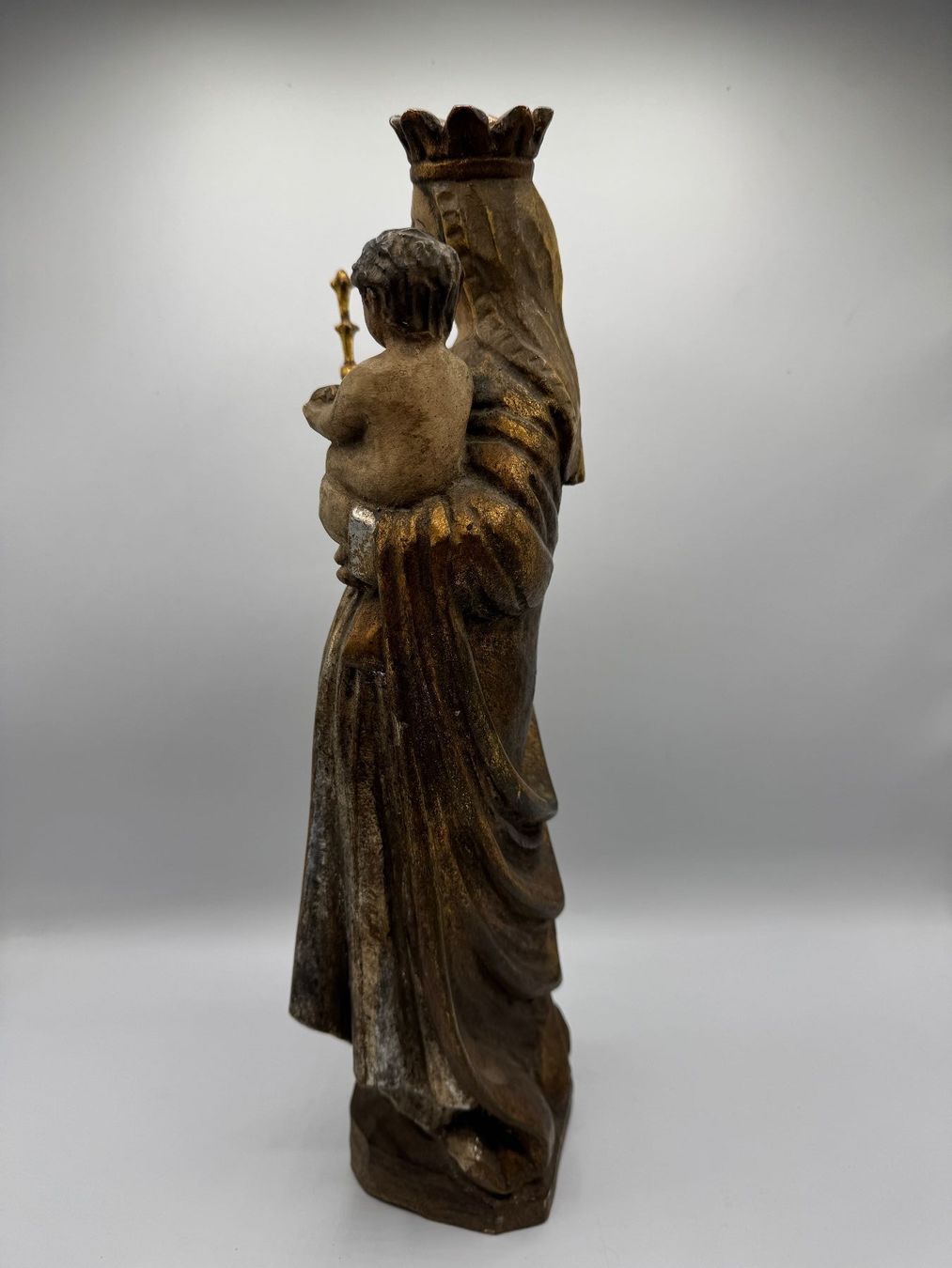 Figuren: Madonna mit Kind, Holzfigur, antike – Gebraucht aus Sachseln von BONATI01 4